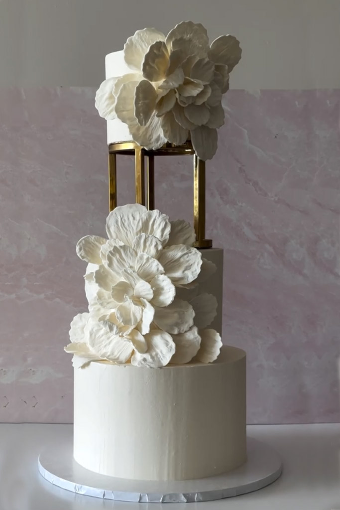 Wedding cake bridal flower design Miami