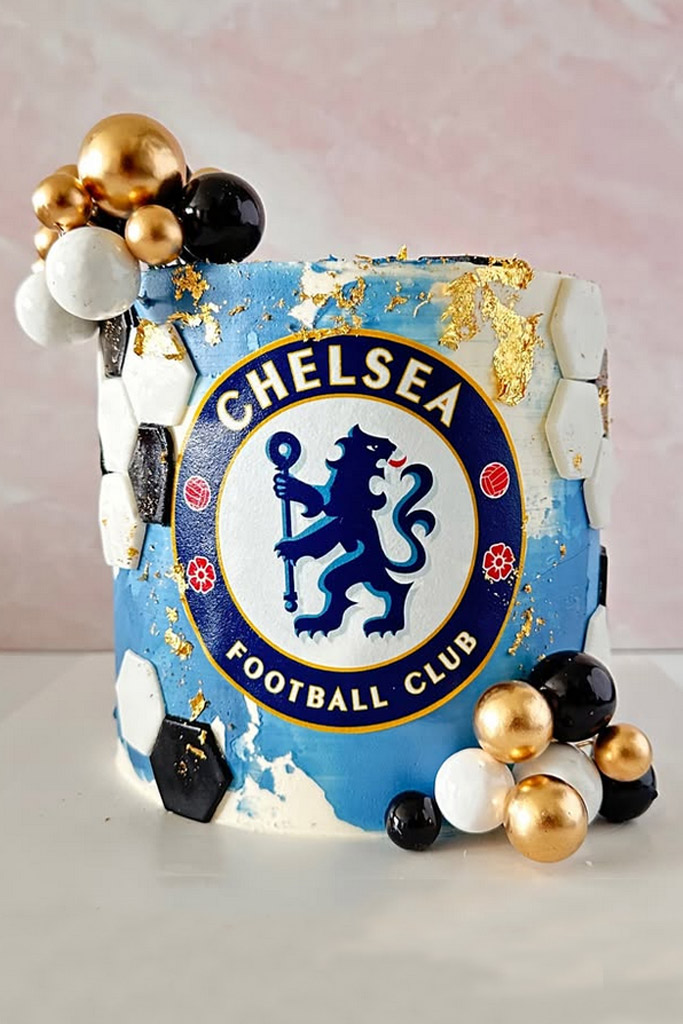 soccer and football theme cakes in Miami